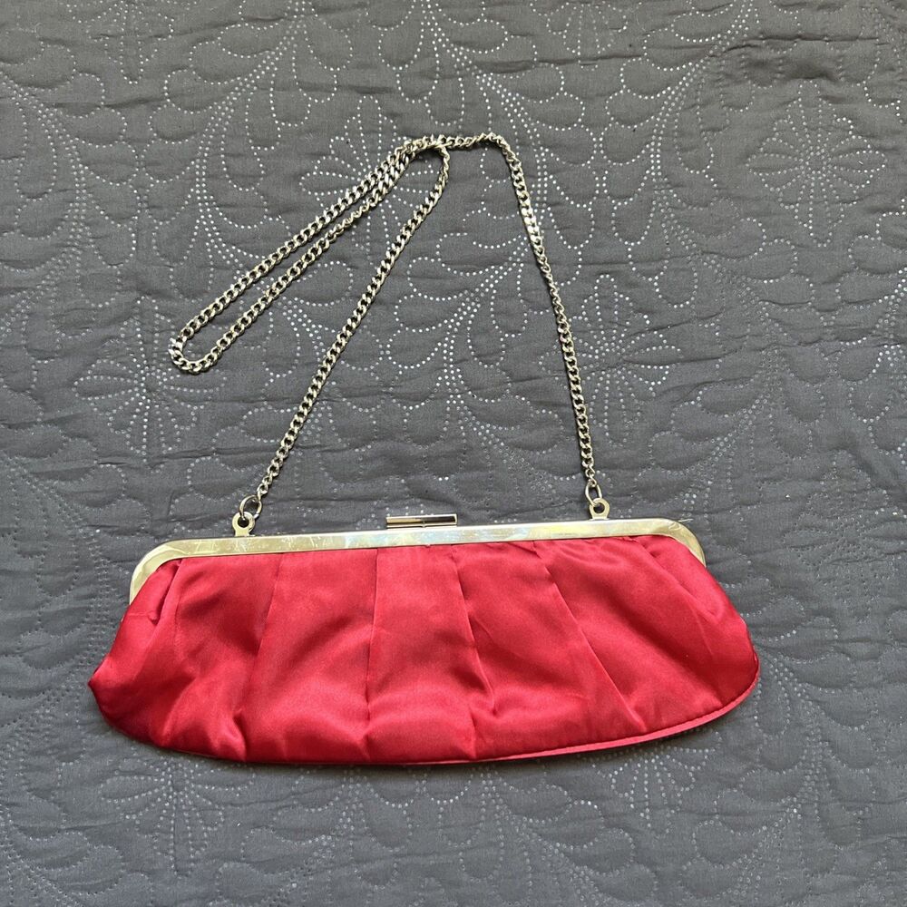 Aldo Red Satin Pleated Silver Accents Evening Clutch Bag Chic Party Glam Wedding